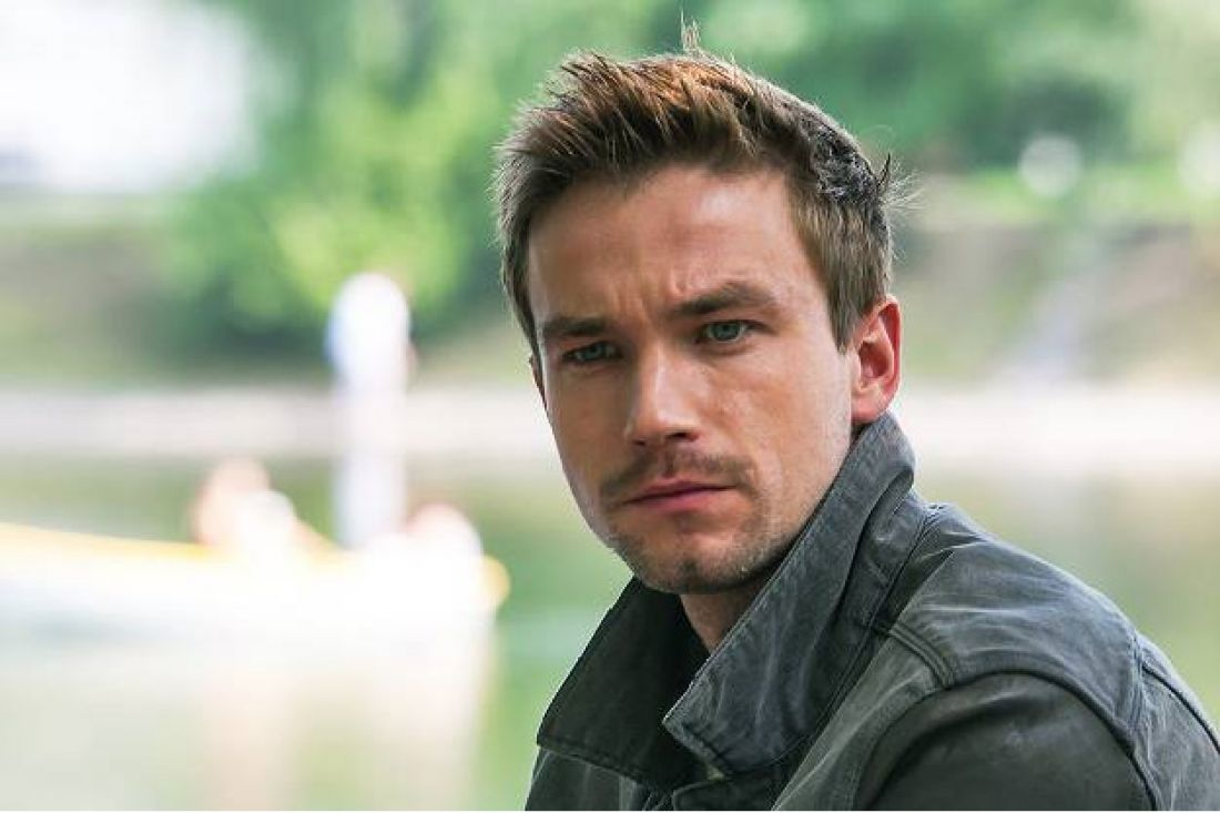 Александр Петров