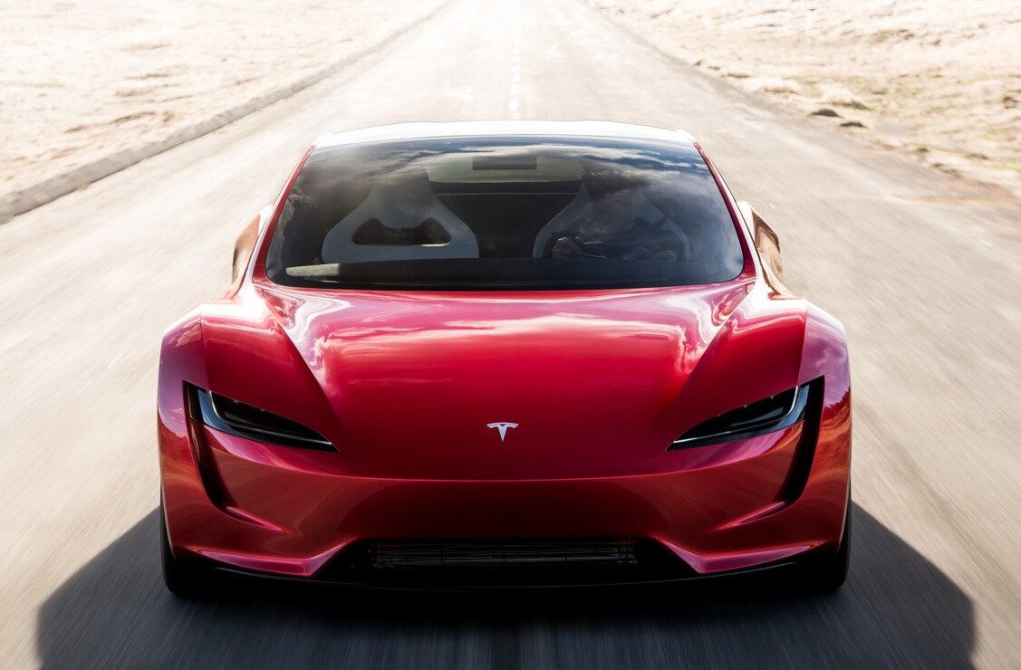 Tesla Roadster передняя часть