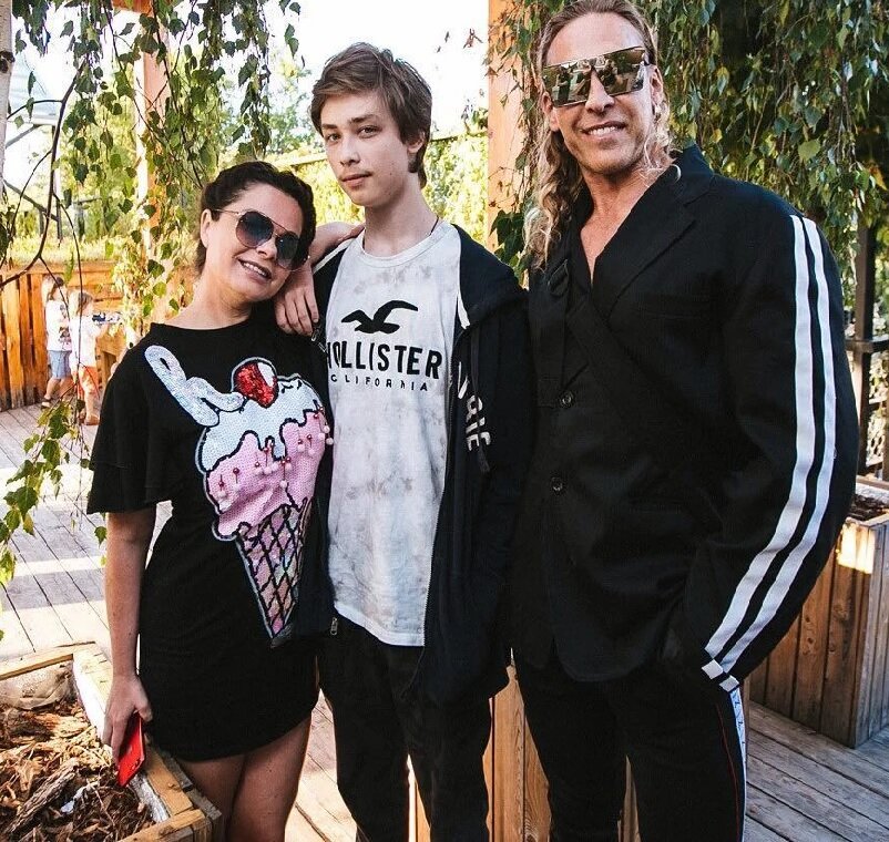 Тарзан, Архип, Наташа. Яндекс картинки.