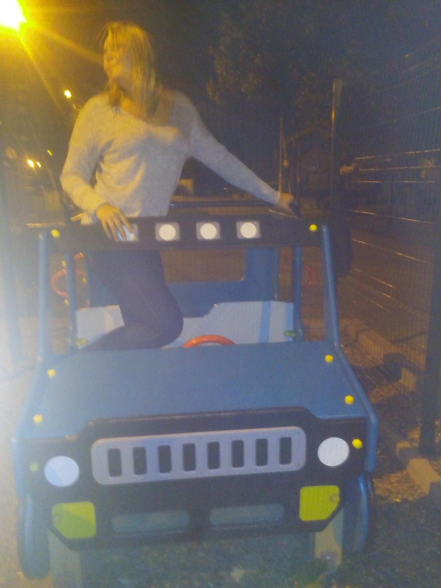 Десять подбородков , двадцать складочек и кофточка 52-54 размера. КРАСОТА