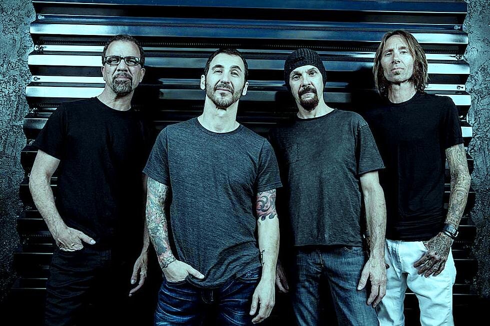 Godsmack i stand. Группа Godsmack. Godsmack Live inspired. 2004 - An Evening with Godsmack.