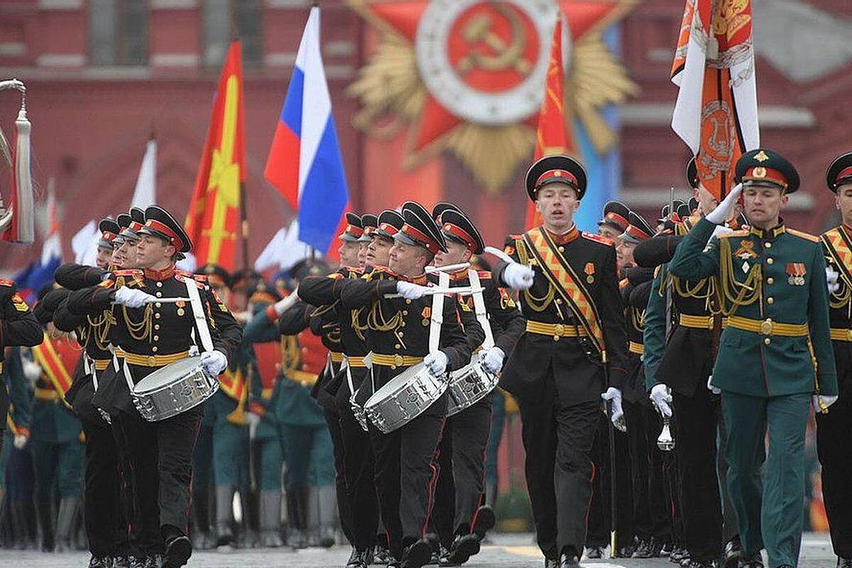 Парад на Красной площади. Фото: https://culturavrn.ru