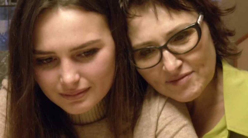 Ольга и Мария, после 23-х лет разлуки. Источник Яндекс. Картинки. 