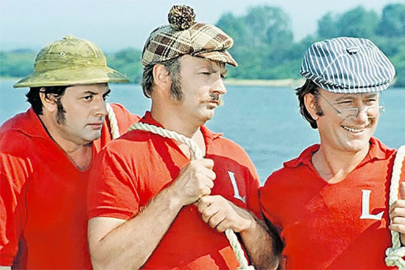 Фильм "Трое в лодке, не считая собаки". Державин в центре