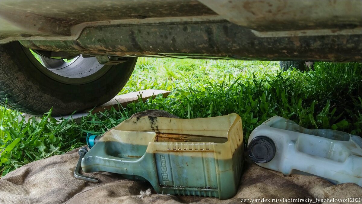 Кстати, все работы по замене масла провожу сам