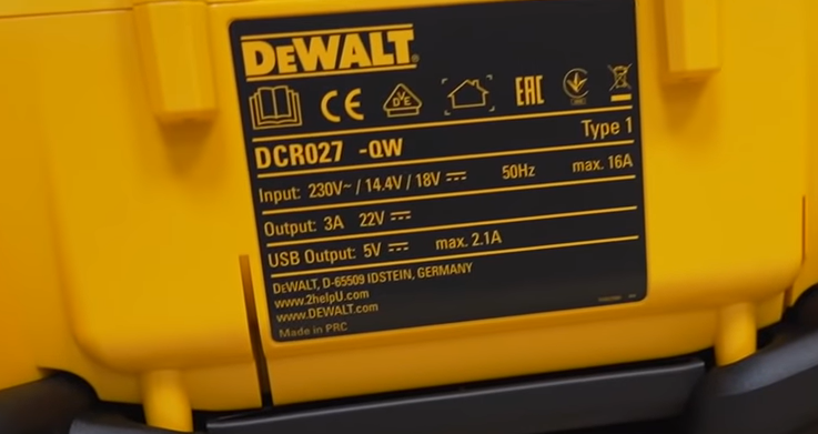 Увидел в продаже топовую систему DeWALT. Кроме музыки есть хитрости и для строителей. Заказал жене на Новый год4