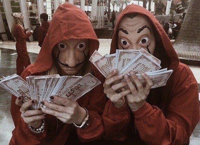 Бумажный дом 