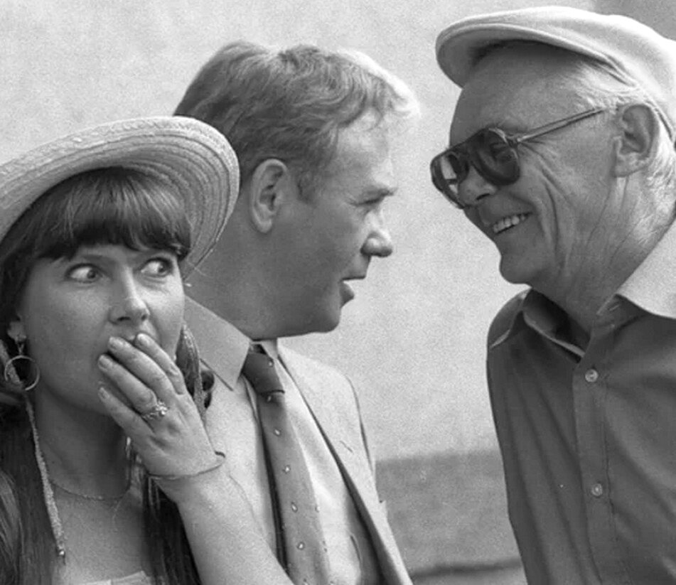 Нина Маслова, Леонид Куравлев и Леонид Гайдай на съемках фильма "Опасно для жизни" (1985). Фото: startfilm.ru