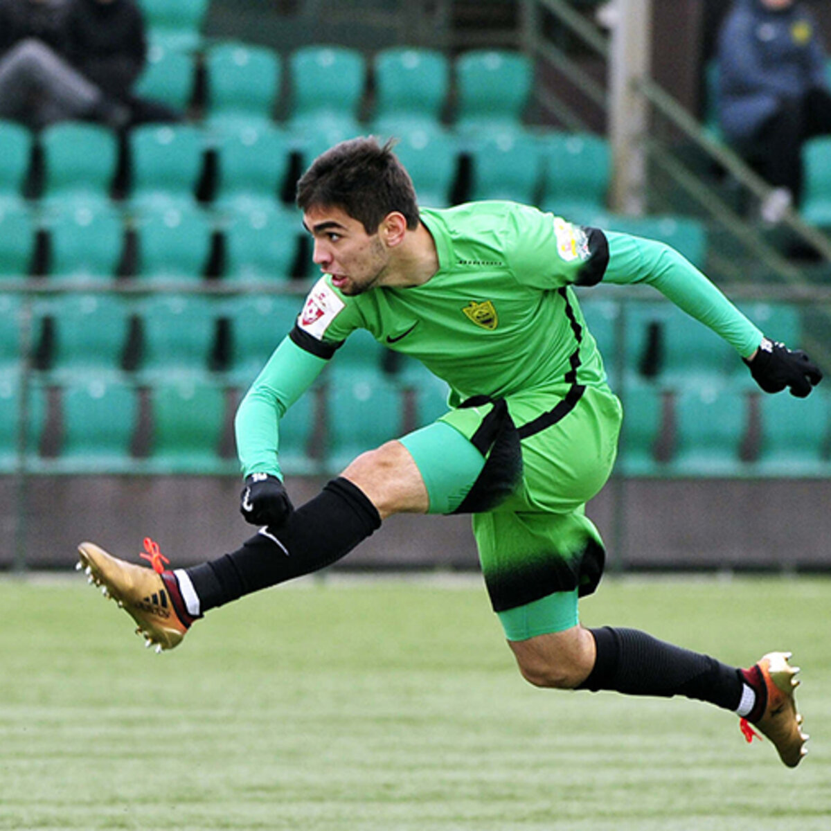 Гамид Агаларов в Анжи. Фото m.lenta.ru.