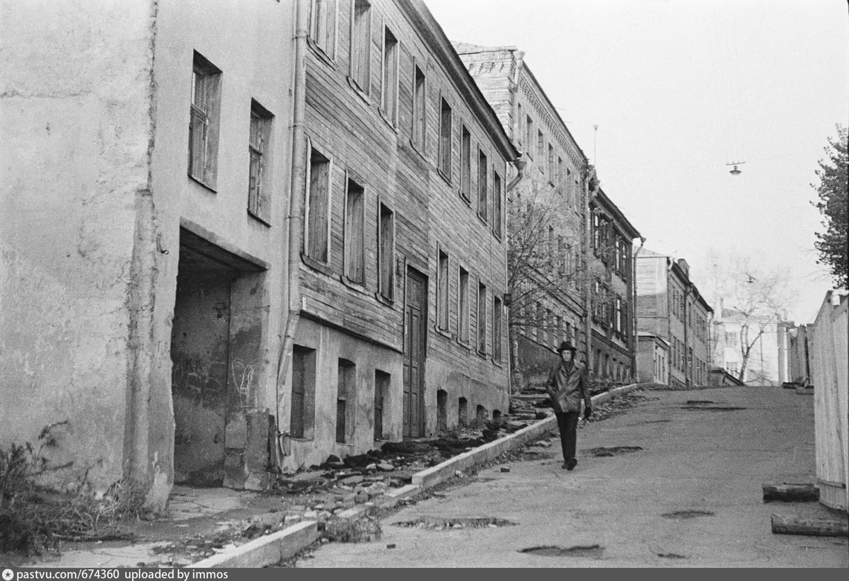 Стари 4 ой работы. 7-Й Ростовский переулок. Московский дворик. Панкратьевский переулок.. 2-Й Ростовский переулок Москва. Готье-Дюфайе 7 й Ростовский переулок.