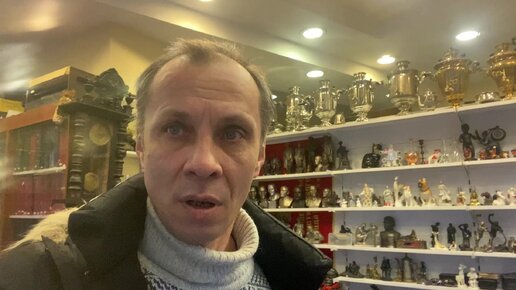 Посетил небольшой, но довольно интересный антикварный магазин в Казани.