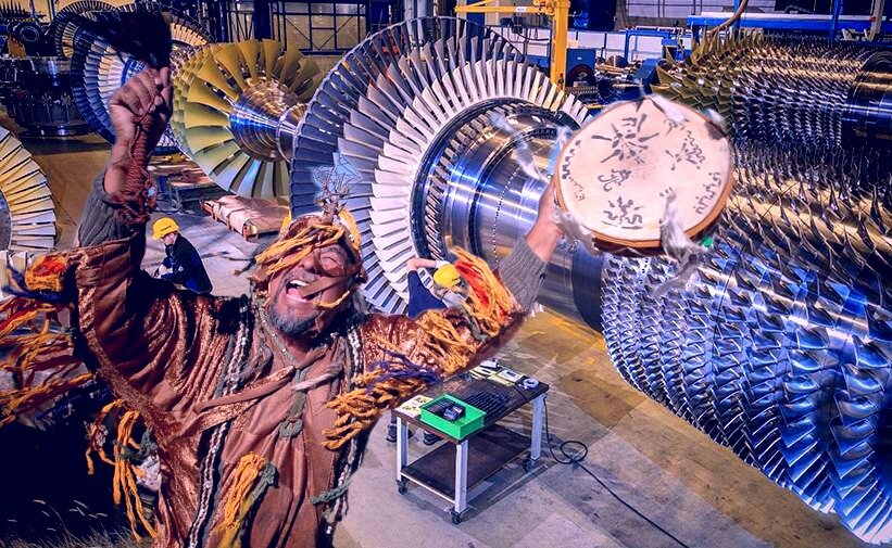 Источник картинок для коллажа - a.d-cd.net/6f82d404k63d-960.jpg и cdn.iz.ru/sites/default/files/styles/900x506/public/news-2022-07/20171116_gaf_u55_014%20copy.jpg?itok=aadj6PrN.