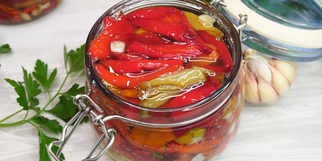 Никто не догадается, как вы его сделали — все будут выпрашивать рецепт. Вяленый перец на зиму, делайте сразу побольше