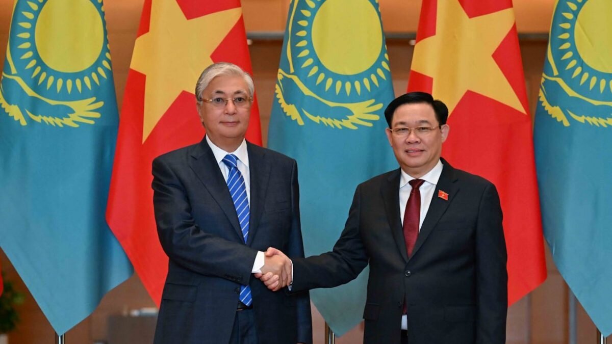    Фото: Акорда Рашид Ахмежанов