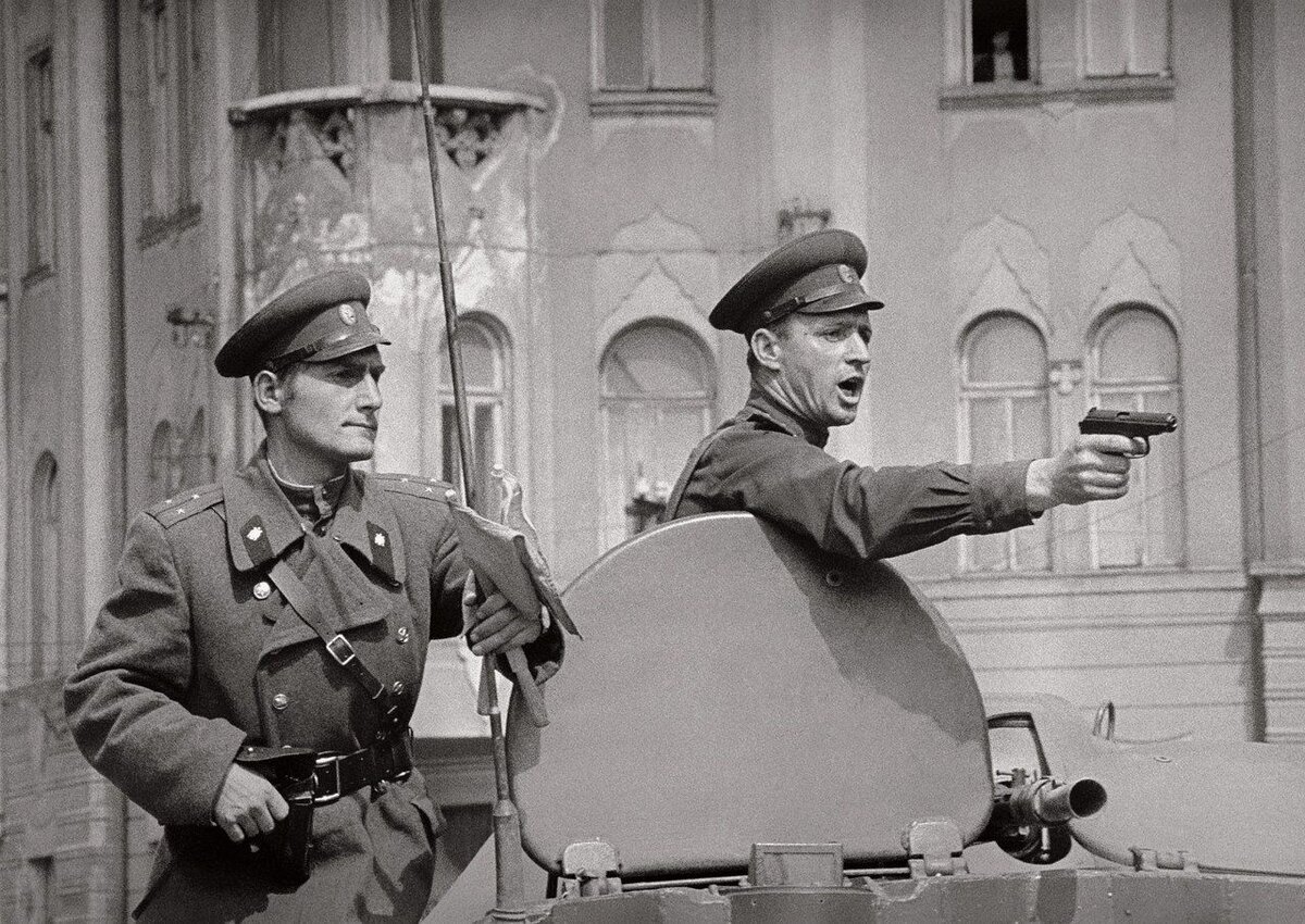 Советские офицеры