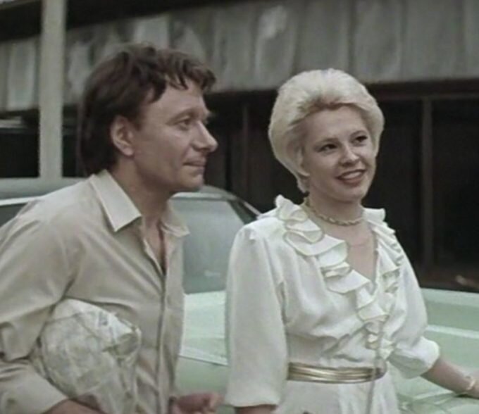 Х/ф «Блондинка за углом» / Ленфильм