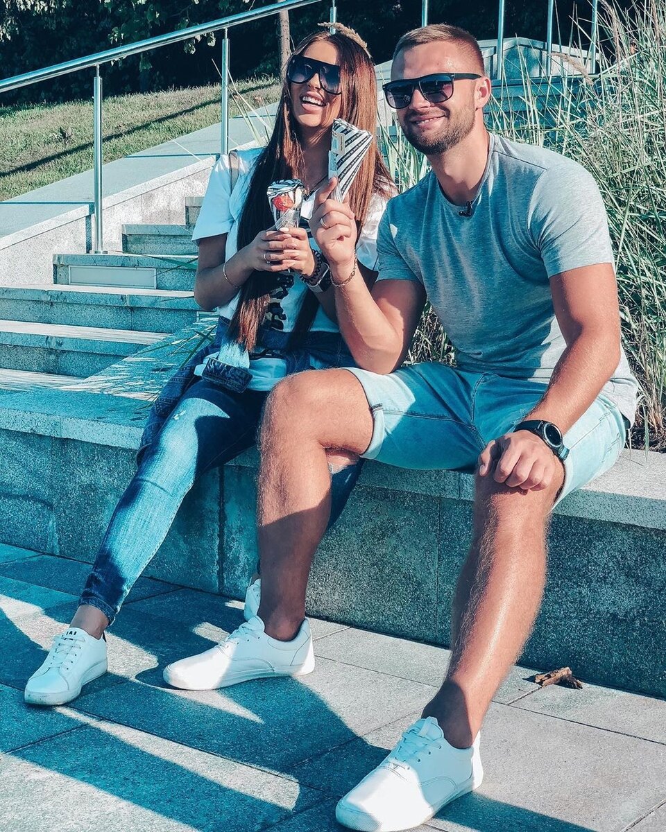 Витя публично обратился к жене и сказал, что скучает ​
Фото: «Инстаграм»