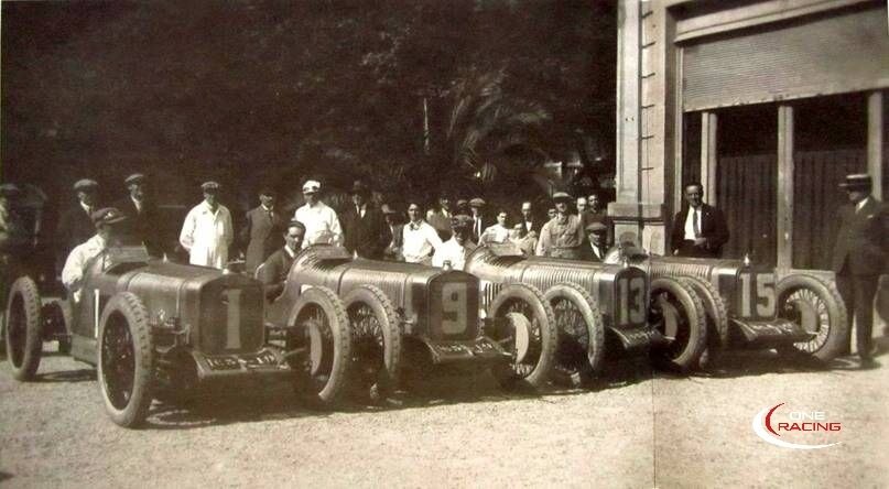 Вся команда Delage в сборе.