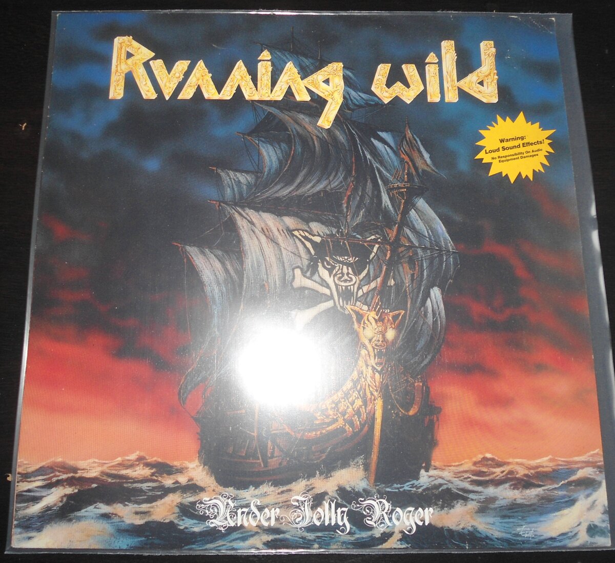 Виниловая пластинка Running Wild - Under Jolly Roger (1st Germany Press). |  Jon Lanky Silver | Дзен