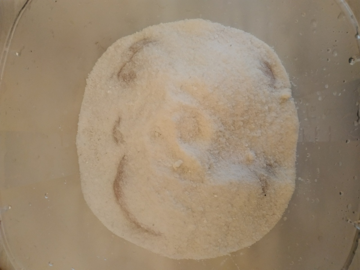 Мясо не должно касаться стенок контейнера