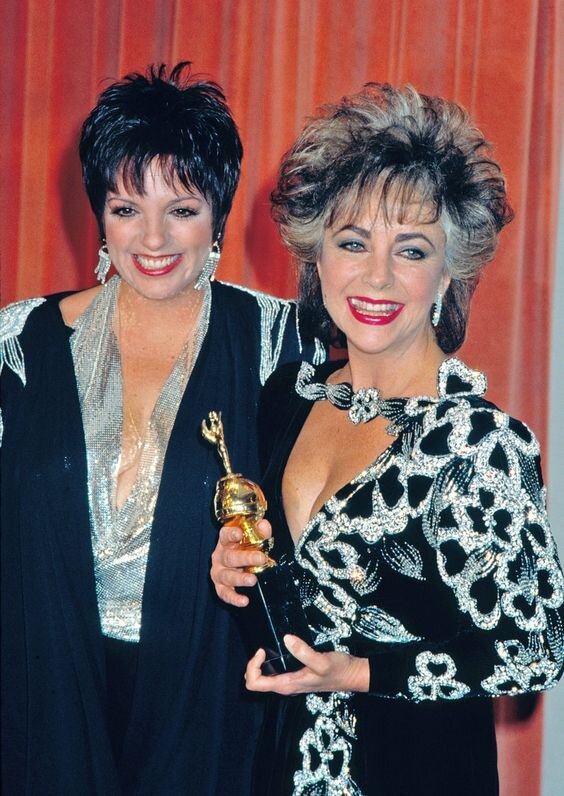 ttps://www.pinterest.ru/pin/739645938771539659/