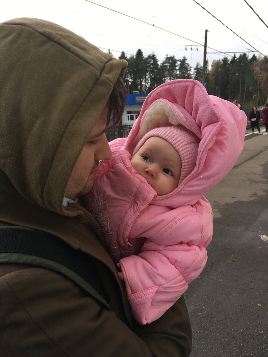 Папа в поликлинике и почему это так странно? Или вход с одним  сопровождающим | Мир вокруг Селестины | Дзен