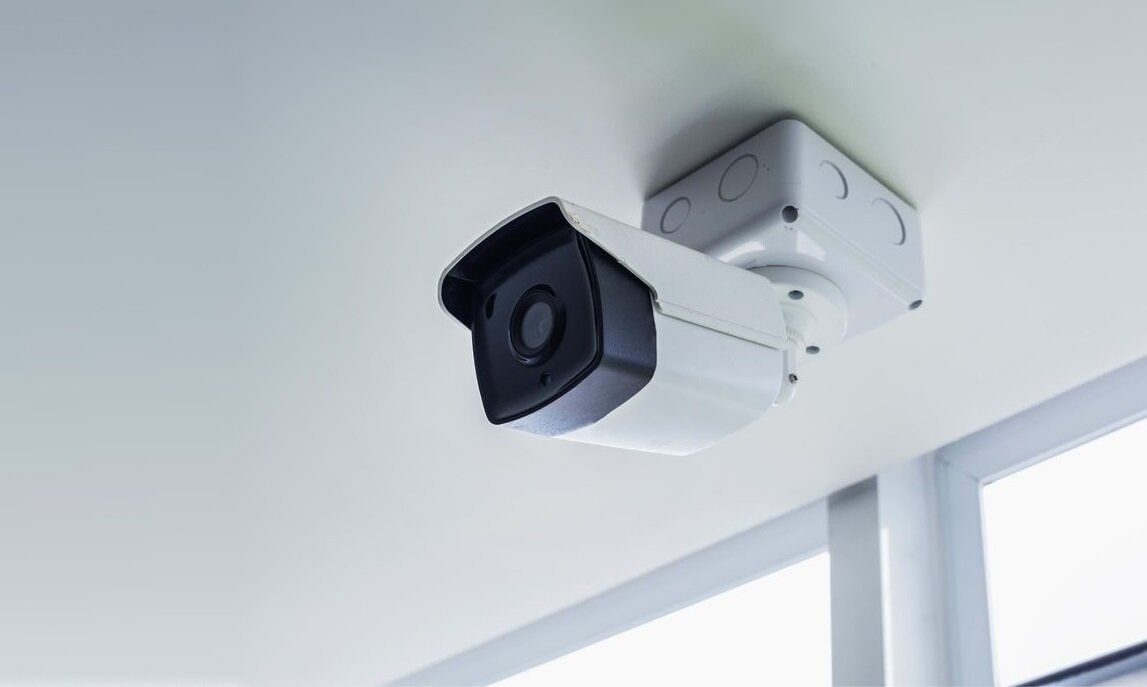 Сигма ктв камеры. Камера видеонаблюдения для квартиры. Видеонаблюдение для бизнеса. Зависает камера видеонаблюдения. Камера видеонаблюдения (Тип-1, ММС).