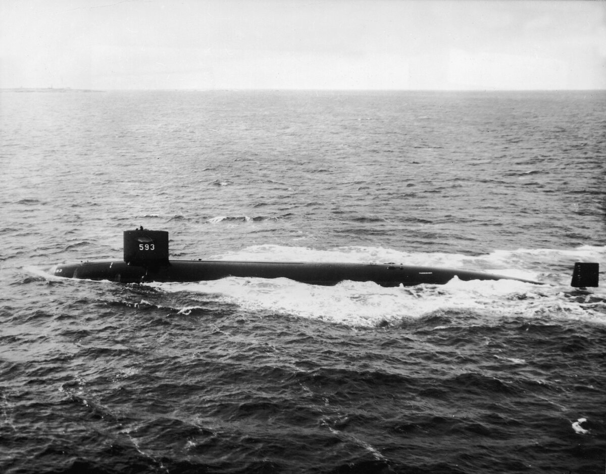 Thresher (SSN-593) 