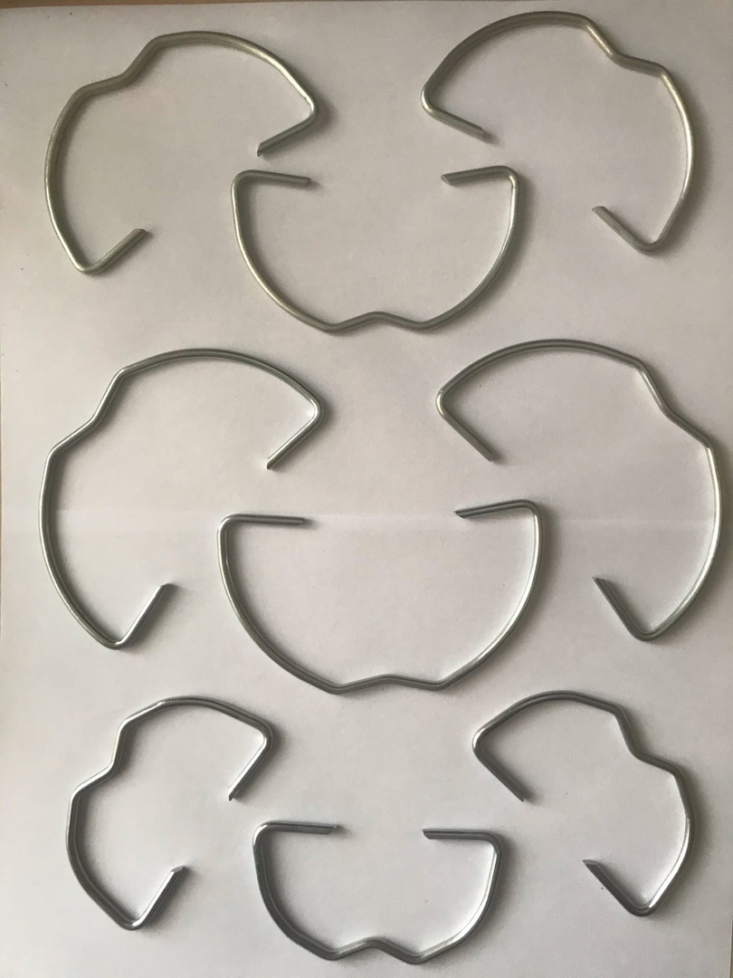 Пружинные зажимы для нашего клиента, используются для щипцов