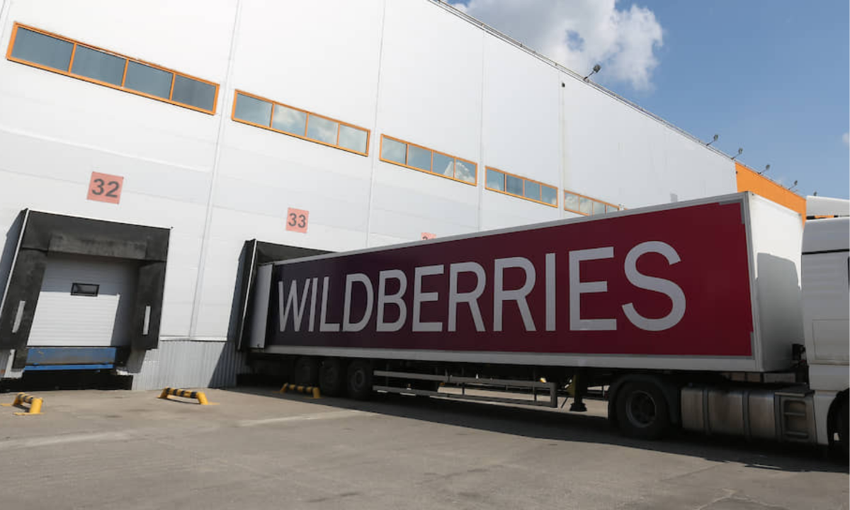 Вайлберис казань. Склад Wildberries Коледино. Склад ВБ В Подольске. Валберис распределительный центр Подольск. Распределительный центр вайлдберриз.