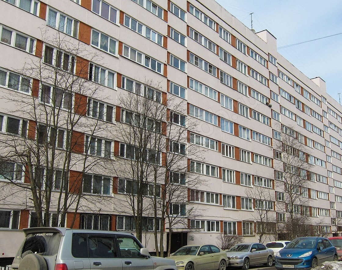 Дом-корабль, Санкт-Петербурга