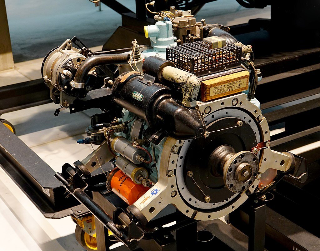 Авторство: Sanjay Acharya. Собственная работа, CC BY-SA 4.0, https://commons.wikimedia.org/w/index.php?curid=75369854. Двигатель Ванкеля RC2
