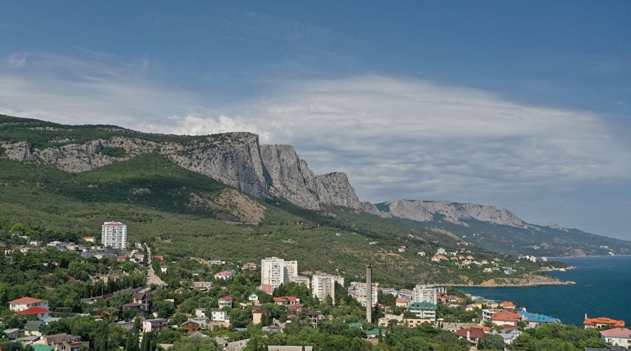 Вид на Южное побережье Крыма // Фото: Туристический портал Республики Крым, Сергей Коршунов