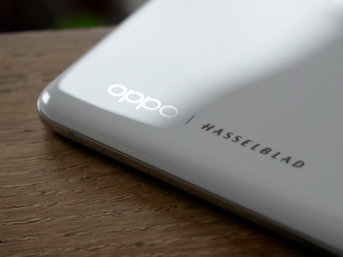    Дизайн OPPO Find X6 и X6 Pro сравнили на «групповом» рендере