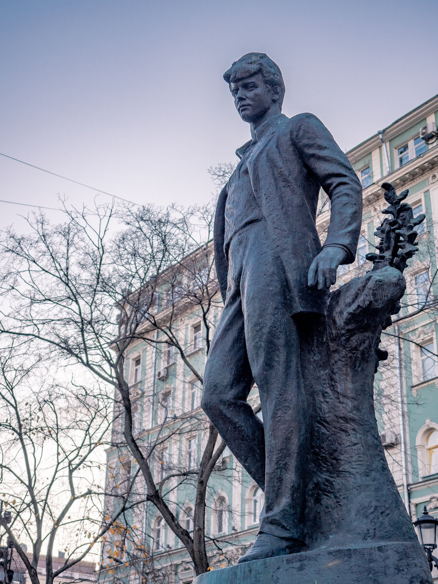 есенин памятник в москве