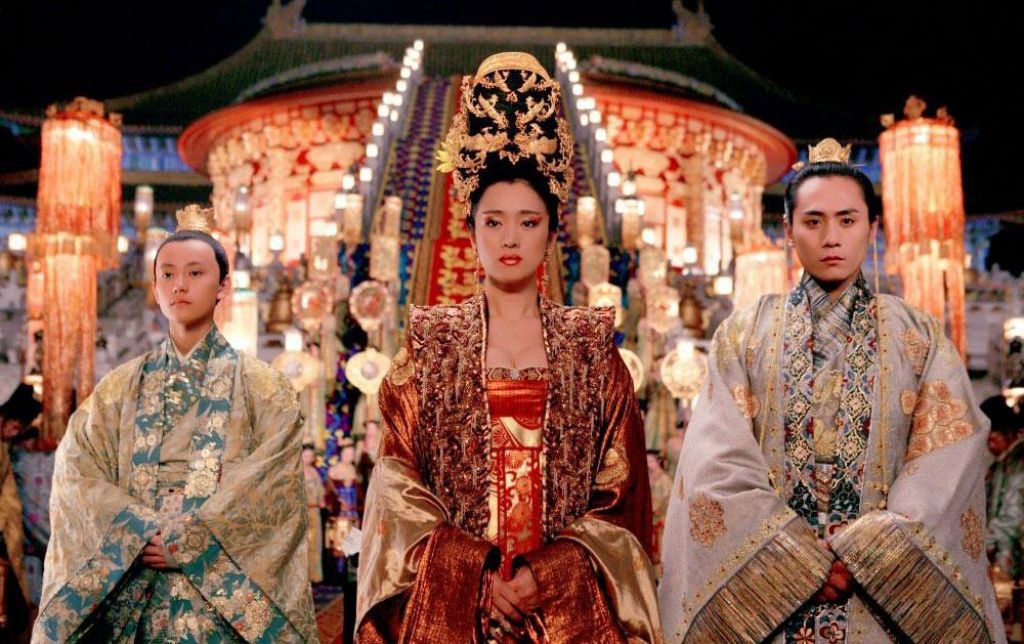 кадр из фильма "Проклятие золотого цветка"