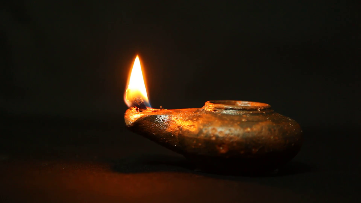 Античная масляная лампада