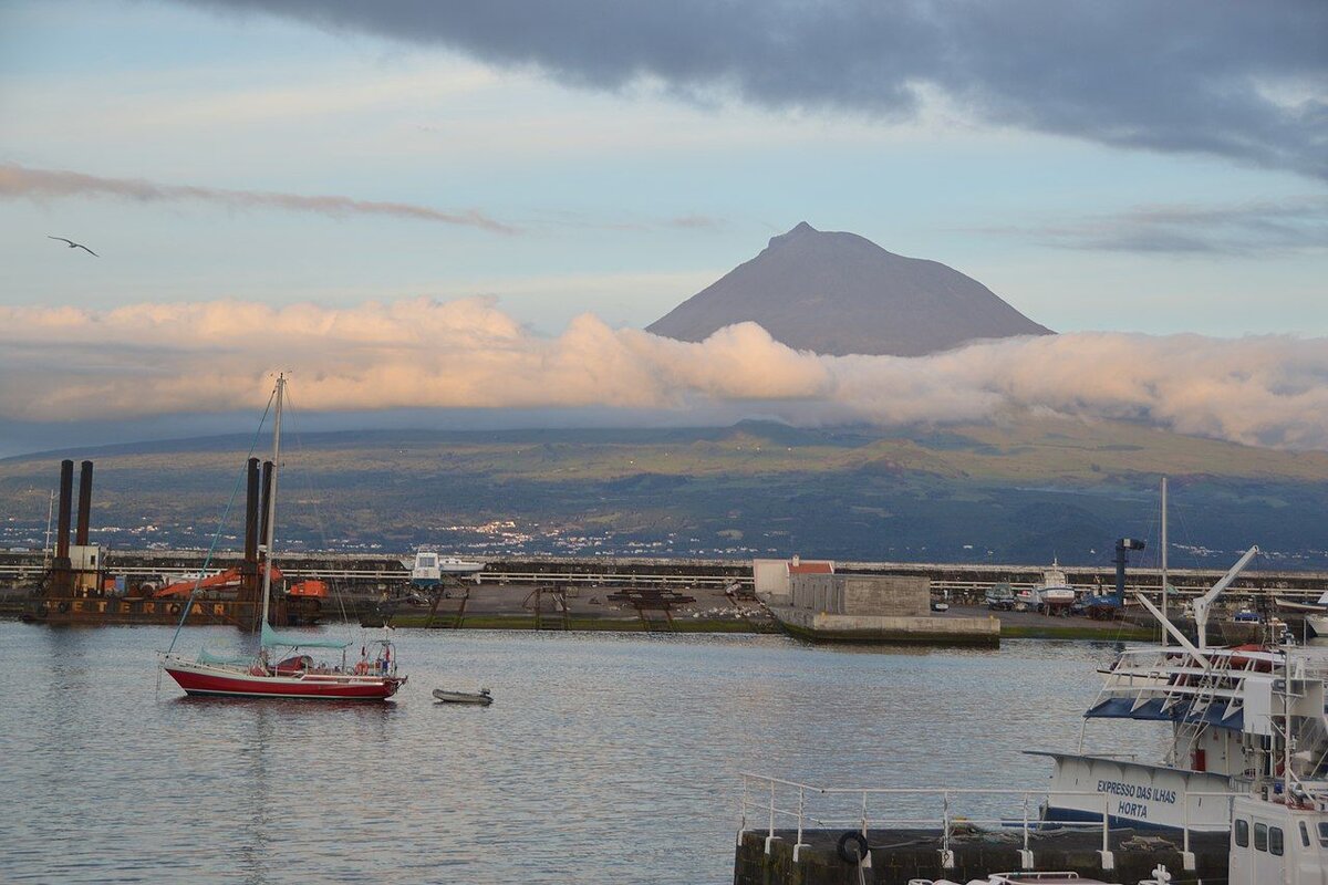 Вулкан Пику