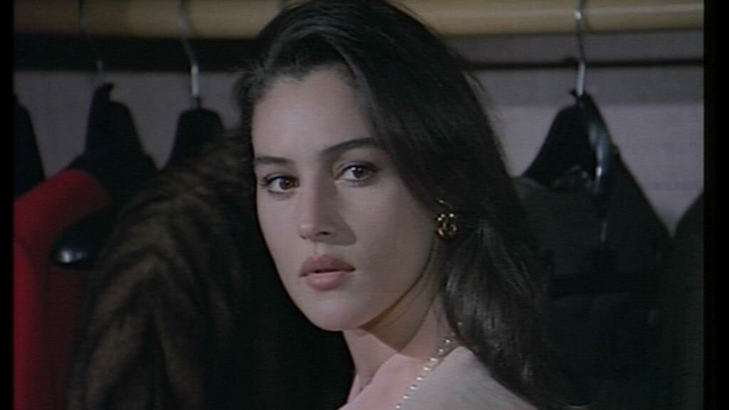 Кадр из фильма "Лотерея" ("Злоупотребление"), 1991г., Италия. Режиссёр Франческо Лаудадио.