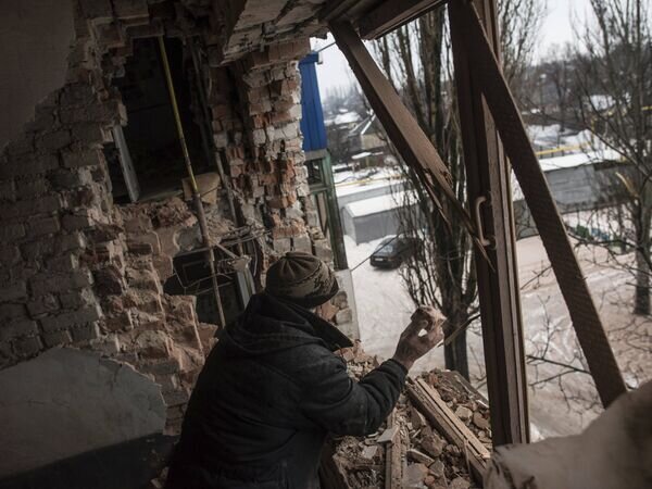    © AP Photo / Evgeniy Maloletka