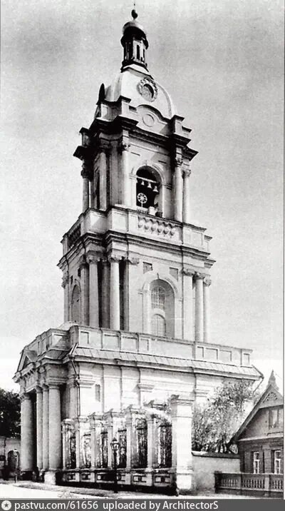 Колокольня церкви, фото 1905г с pastvu.com