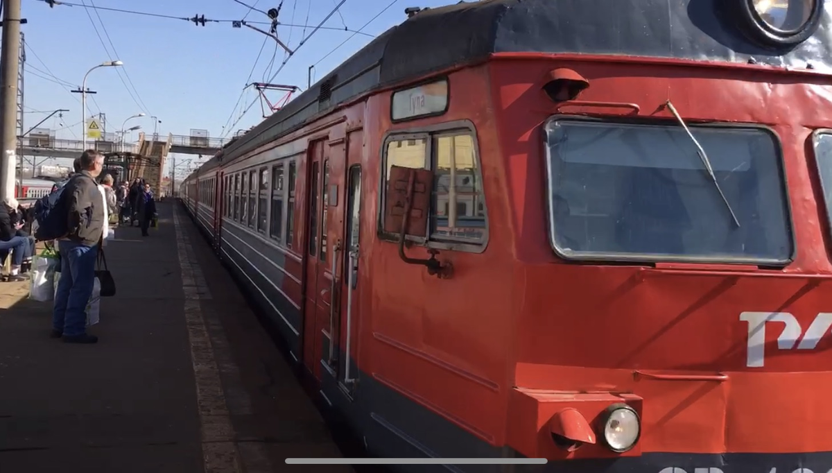 Поезд москва тула. Электропоезд Москва Тула. Электропоезд экспресс РЭКС. Электричка Тула. Электричка фото.