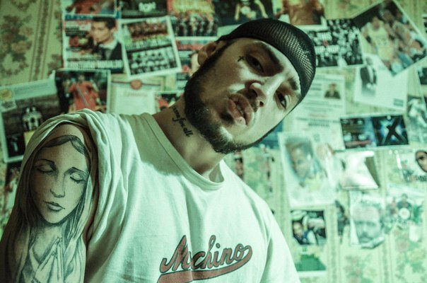 Фломастер рэпер. Галат рэпер версус. Рэпером владимиром галатом. Иван дрёмин 2021. Букер д фред тату.