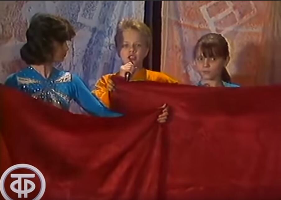  Лена Перова