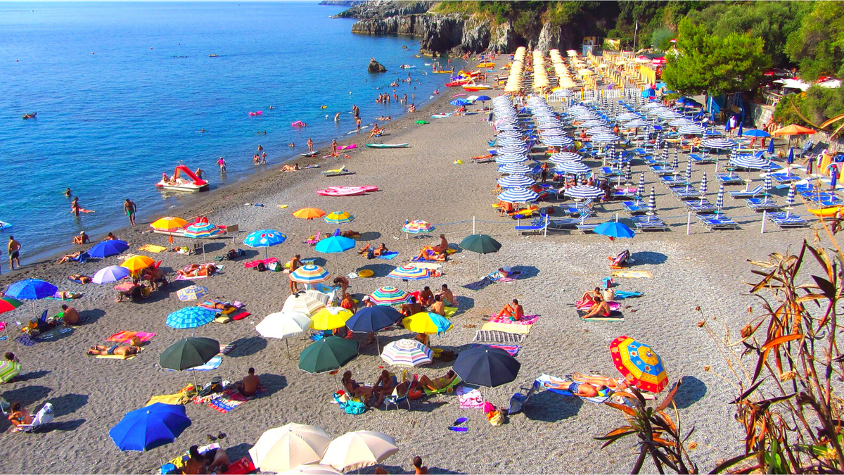 Пляж в России