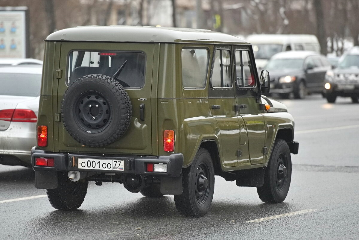 Toyota Land Cruiser 469