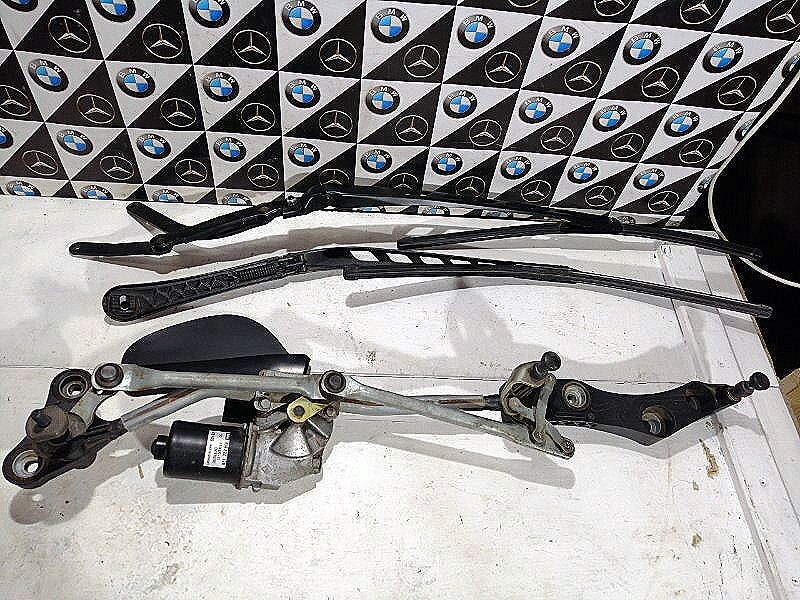 Трапеция стеклоочистителей в сборе с БМВ 5 серии, е60. 