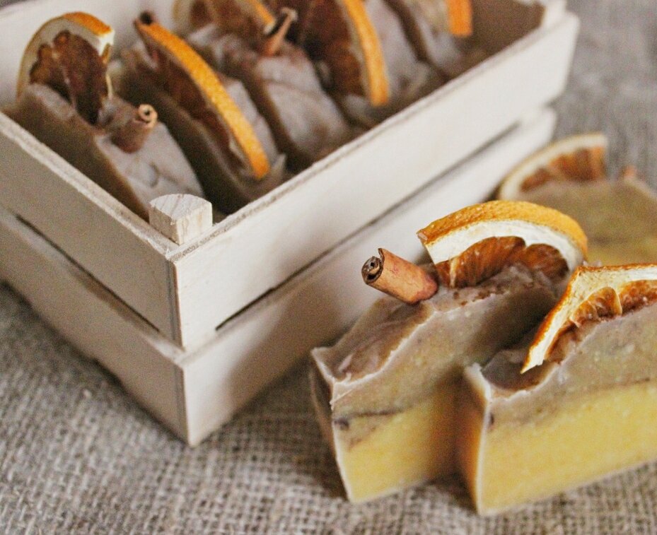 Антисептическое мыло с нуля моего домашнего производства "апельсин - корица"