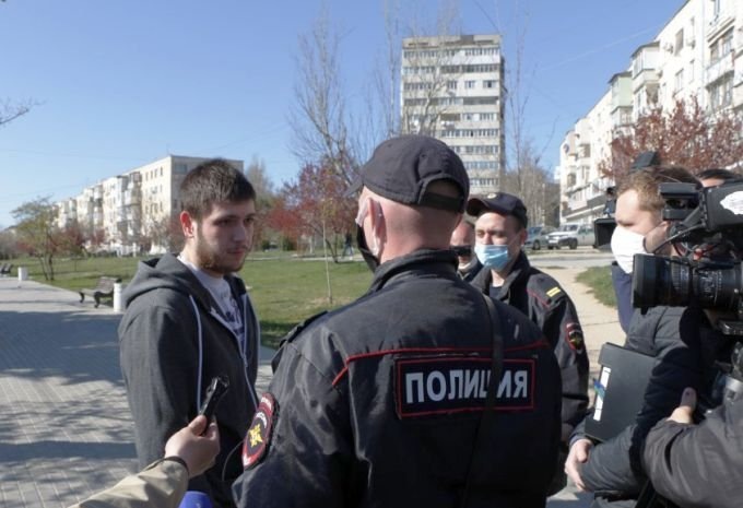 Проверка соблюдения режима самоизоляции в Севастополе. Фото: пресс-служба городского правительства