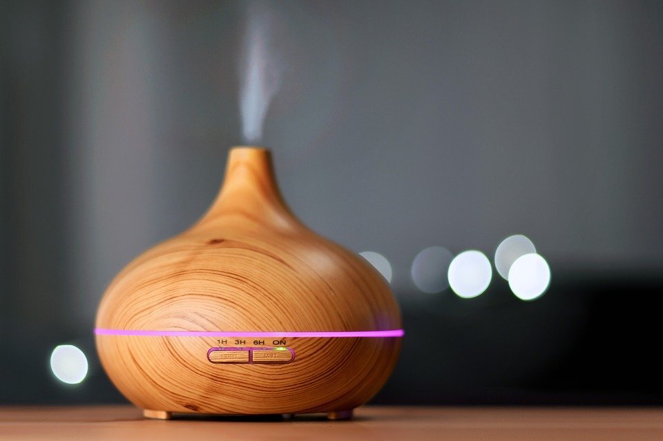 https://cdn.pixabay.com/photo/2019/03/24/01/21/aroma-4076727_960_720.jpg